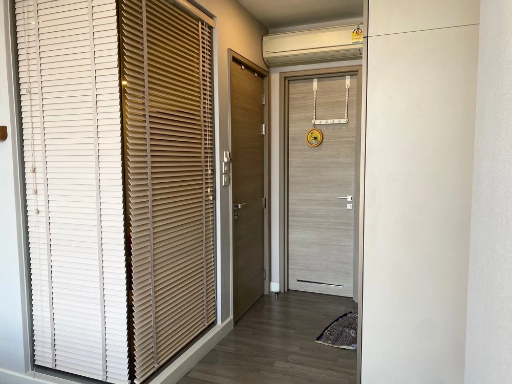 For rent: The Room Rama 4, 10th floor, nice room, fully furnished, reserve now, hurry!