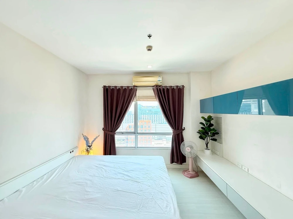 For rent: The Room Rathcada-Ladprao, 18th floor, fully furnished, very livable. Book now!