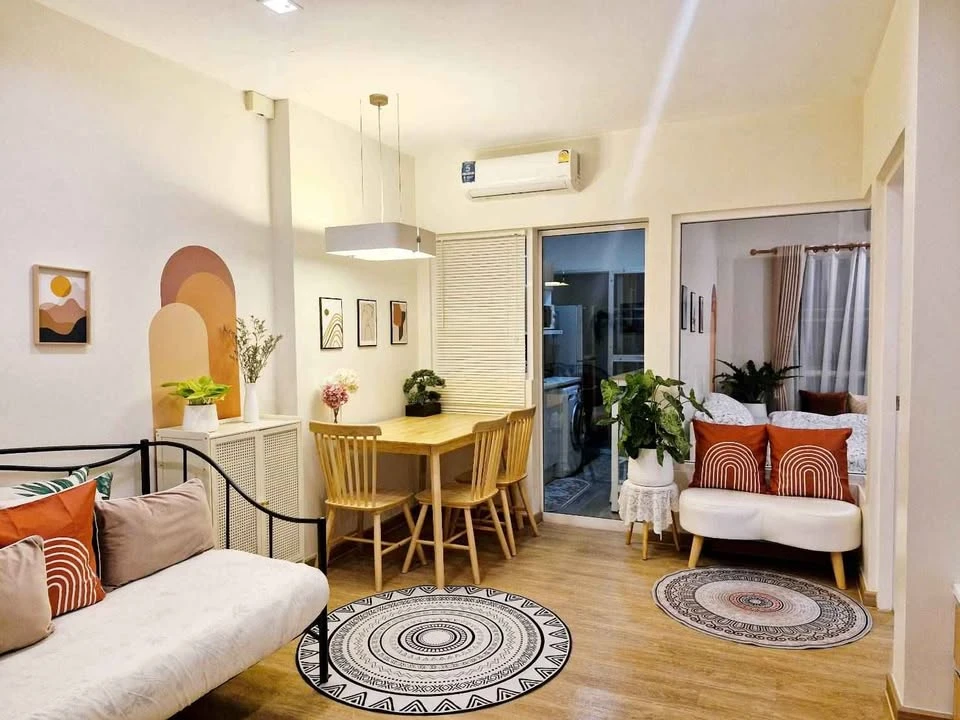 For rent: The Room Rathcada-Ladprao, spacious room, comfortable living, fully furnished, reserve now.
