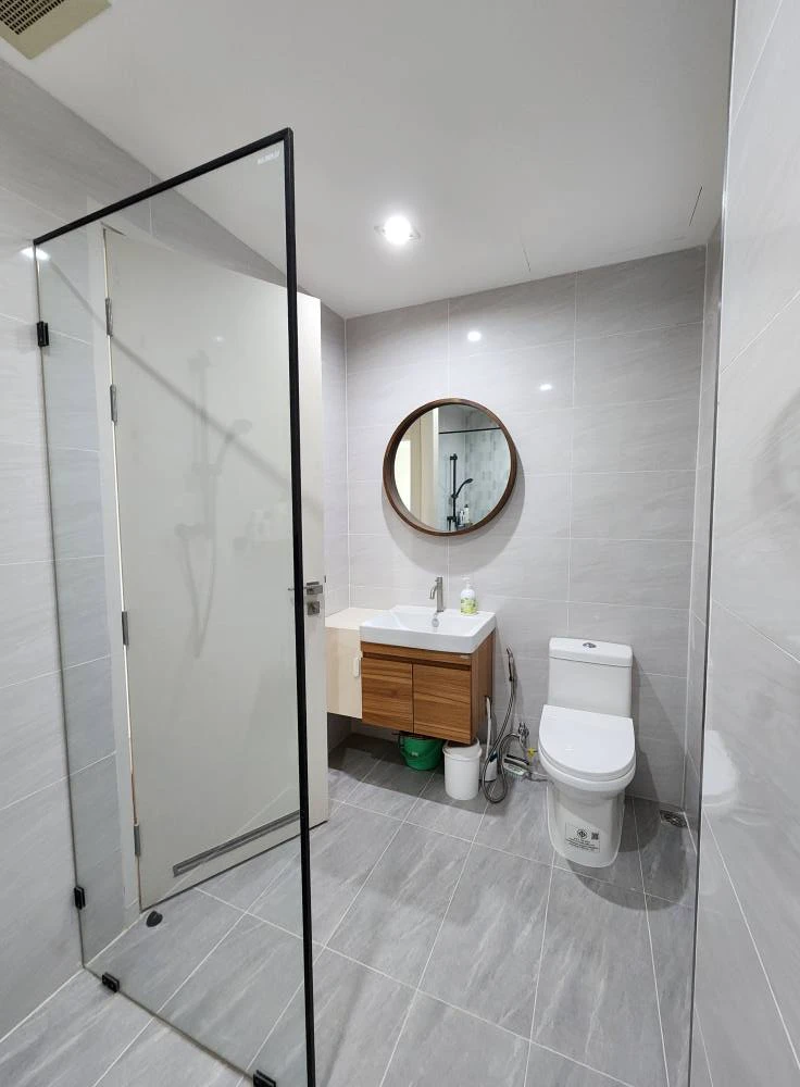 For rent: The Room Sathorn-Taksin, 2 bedrooms, plenty of living space, fully furnished and equipped with appliances. Reserve now!
