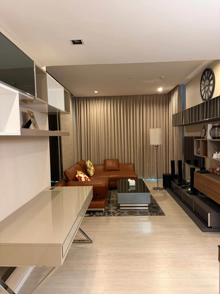 For Sale/Rent: The Room Sukhumvit 21 – Corner unit, 52 sq.m., 18th floor, city view. Prime location—act fast!