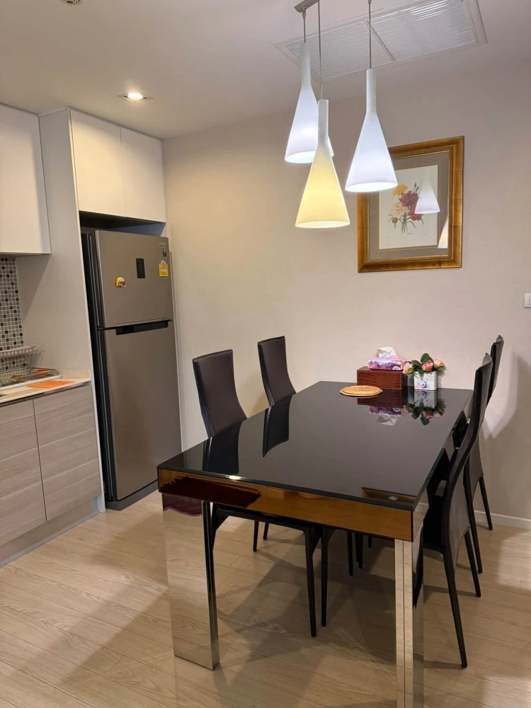 For Sale/Rent: The Room Sukhumvit 21 – Corner unit, 52 sq.m., 18th floor, city view. Prime location—act fast!
