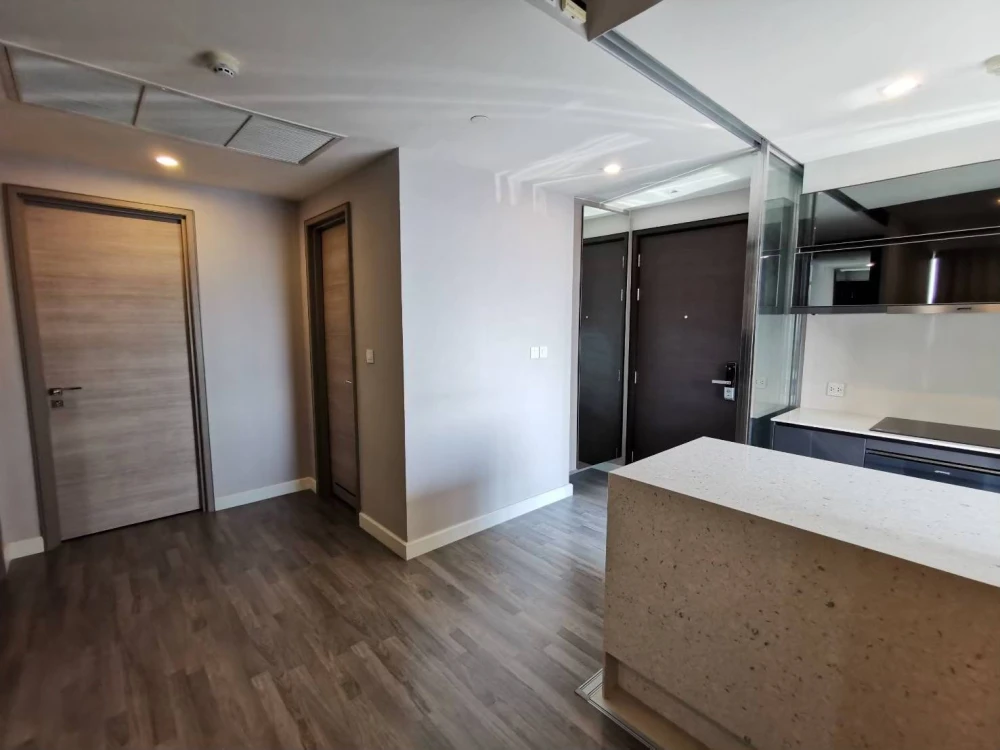 ให้เช่า The room พระราม 4 ห้องชั้นสูง พร้อมอยู่ เฟอร์พร้อม จองเลย
