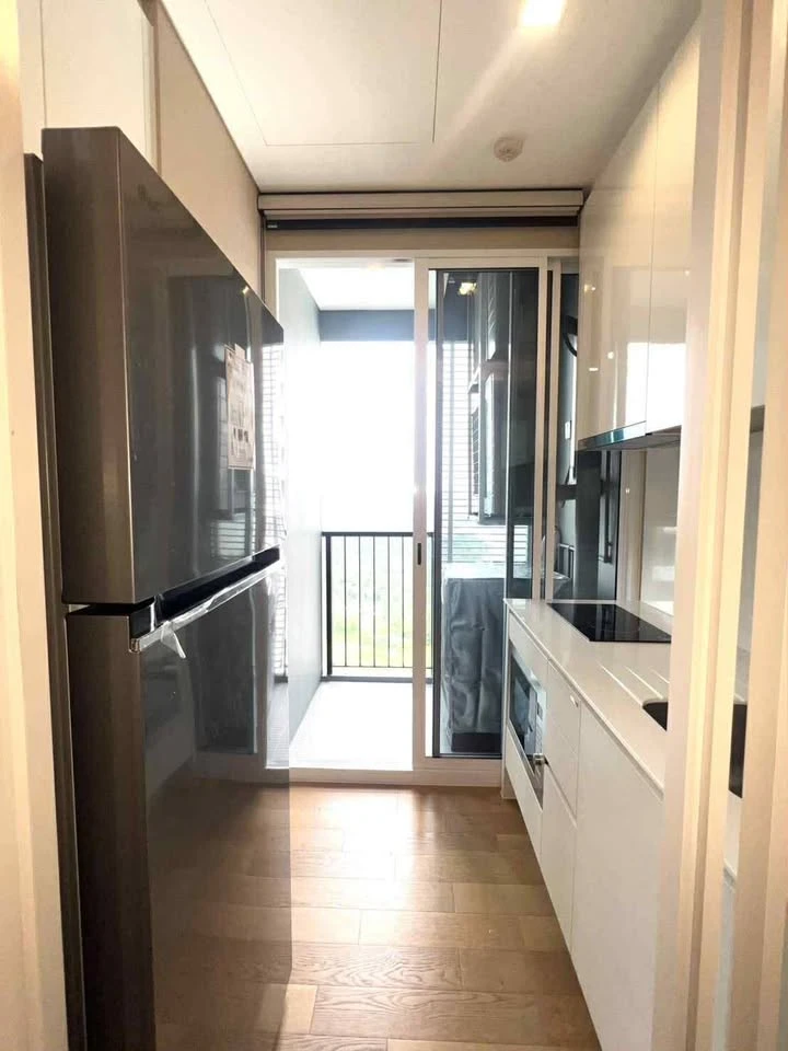 The Saint Residence for rent, Chatuchak Park view, fully built-in room with full electrical appliances. Reserve now!
