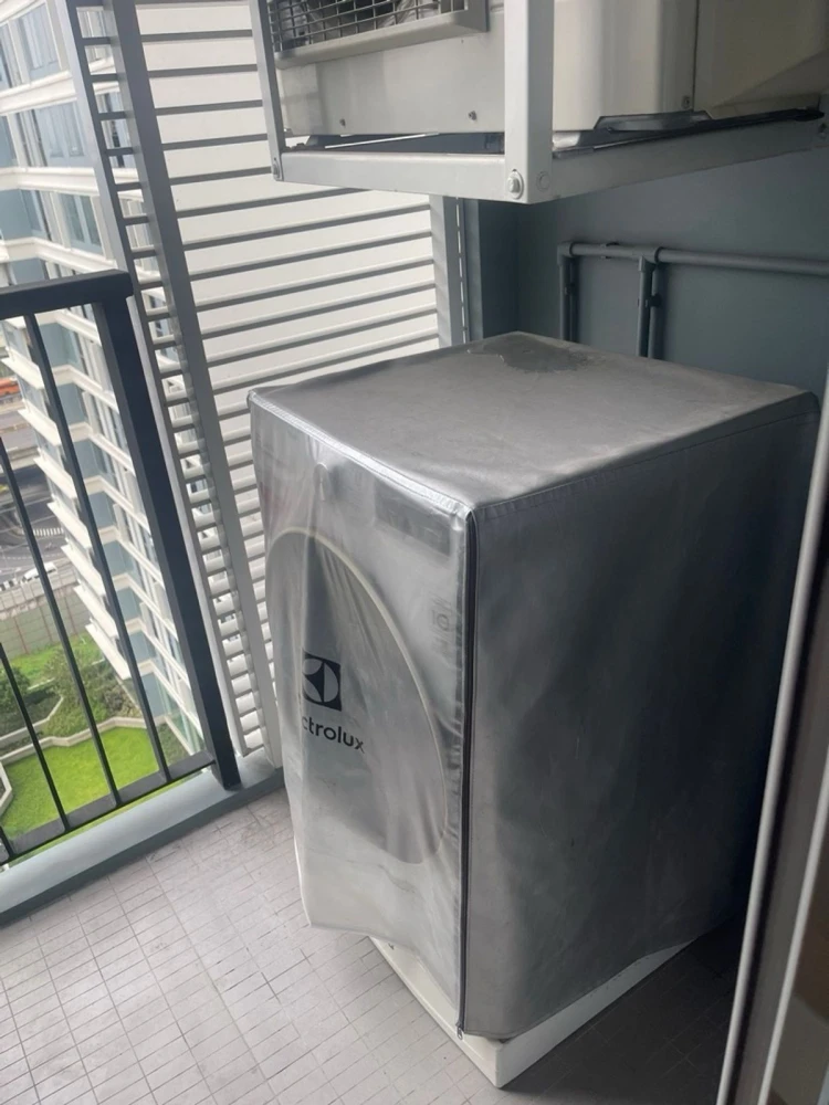For rent: The Saint Residences, 17th floor. Nice, fully furnished unit. Book now! Don't miss out!