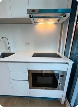 The Saint Residences for rent, 29th floor, Lad Phrao Road view, fully furnished, just bring your belongings and move in.