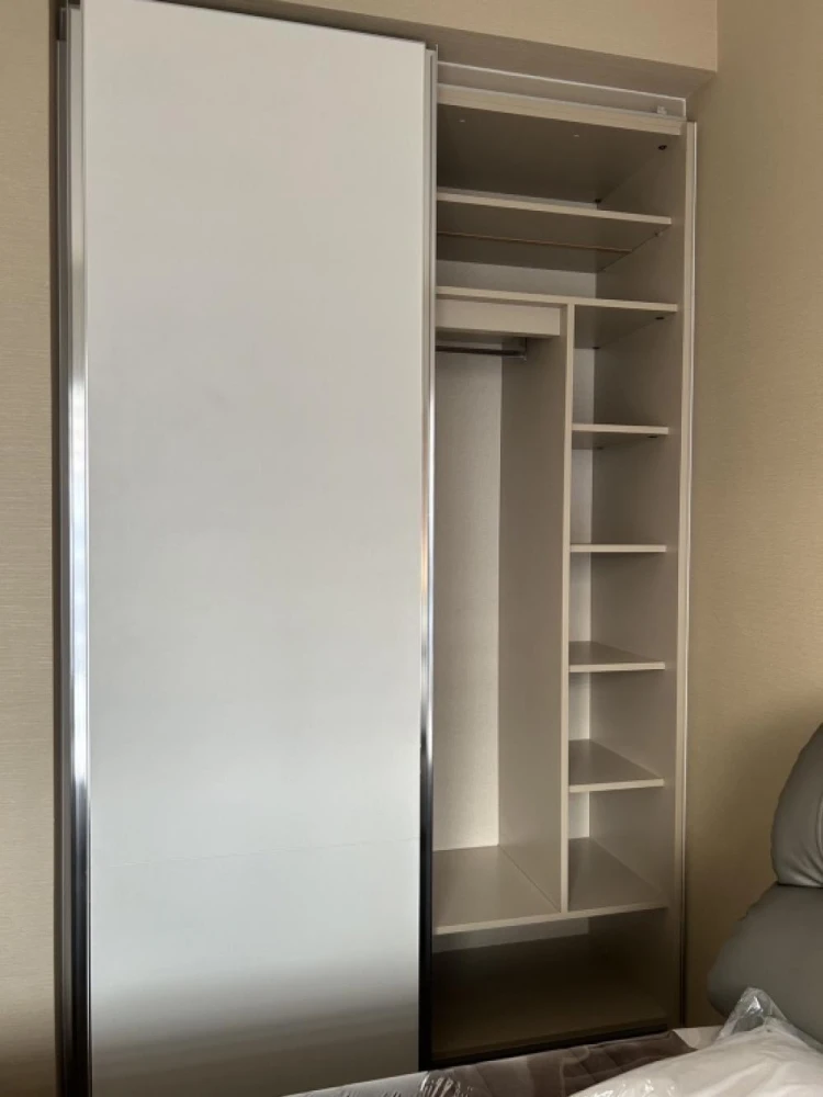 For rent: The Saint Residences, 39th floor, nice room, fully furnished, reserve now!