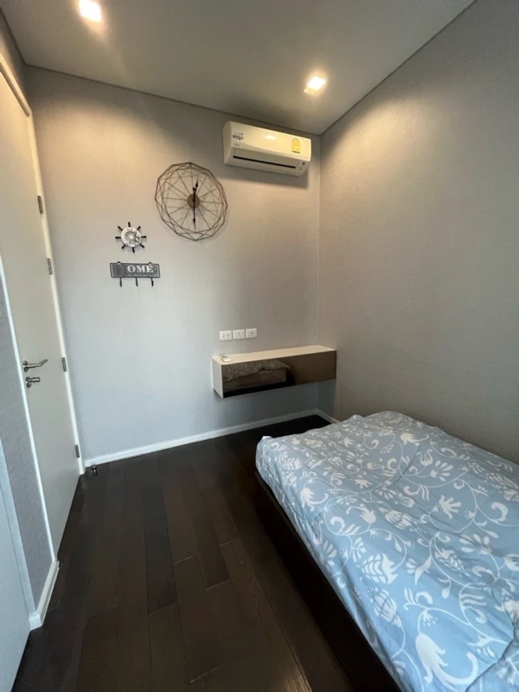 For rent: The Saint Residences, 8th floor, fully furnished. Book now! (Quickly!)