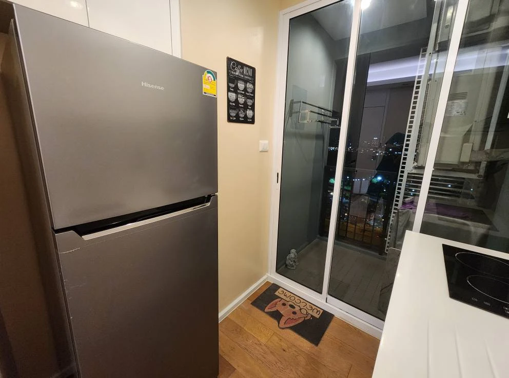 The Saint Residences for rent, very high floor, Chatuchak Park view, very refreshing, just bring your clothes and move in.