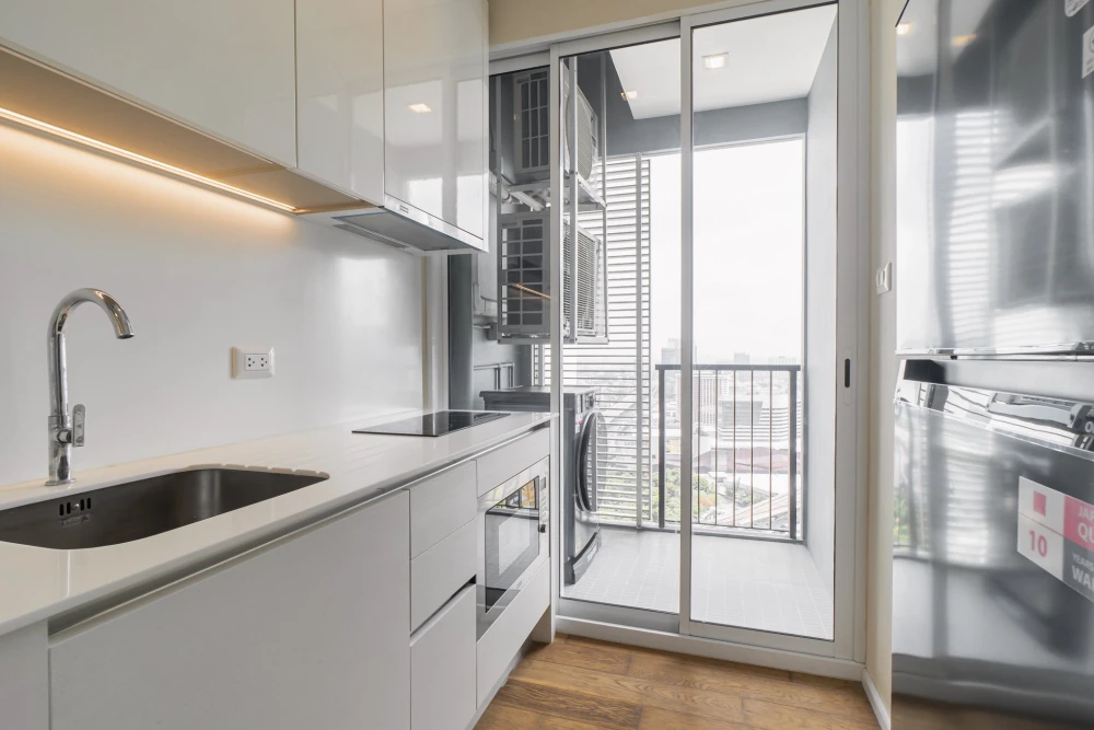 For rent: The Saint Residences, Chatuchak Park view, high floor, beautiful view, simple but very nice decoration, book now!