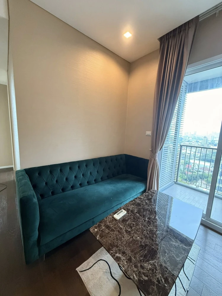 For rent The saint residences, spacious room, high floor, beautiful view, with quality furniture, hurry and book now.