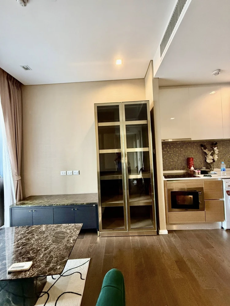 For rent The saint residences, spacious room, high floor, beautiful view, with quality furniture, hurry and book now.