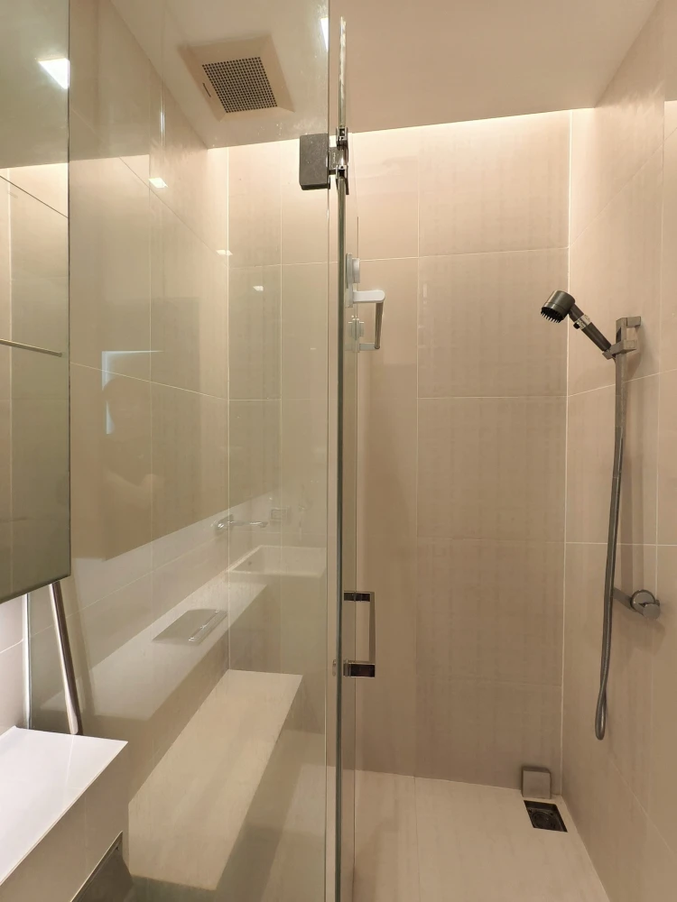 For rent: The Saint Residences, high floor, ready to move in, complete with amenities, hurry and book now before you miss out+++
