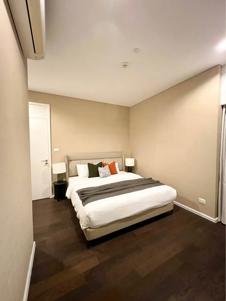 For rent: The Saint Residences, corner room with privacy, plenty of usable space, fully furnished, beautiful view, reserve now!