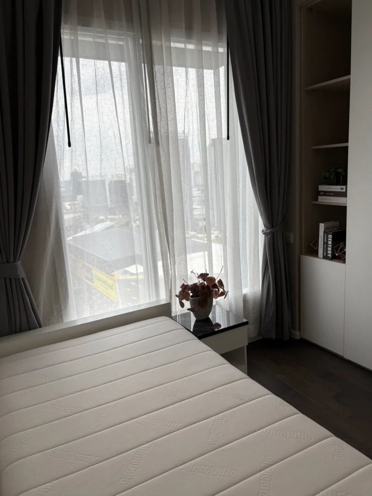 For rent: The Saint Residences, a beautifully decorated room with excellent built-in furniture and plenty of usable space. Don't miss out!