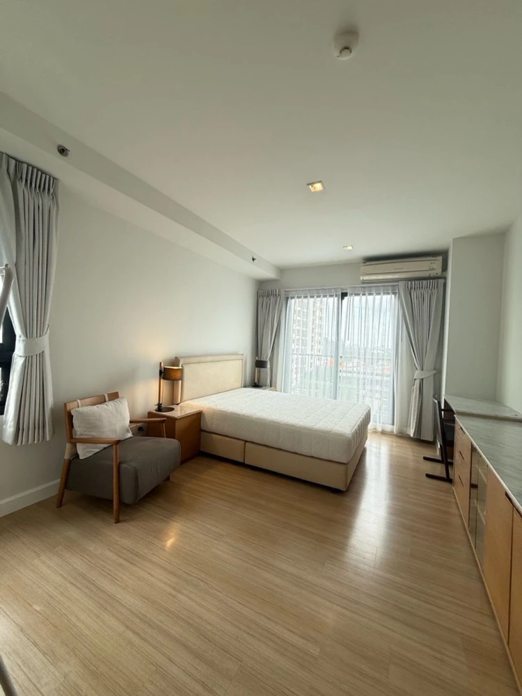 For rent: The Seed Mingle Sathorn-Suanplu, 10th floor, fully furnished unit. Very livable. Book now! Don't miss out!