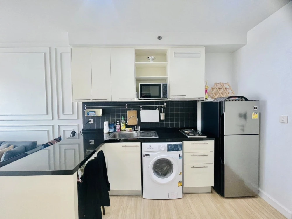 For rent THE SEED MINGLE Sathorn-Suanplu, beautifully decorated room, well-built-in, hurry and reserve now!