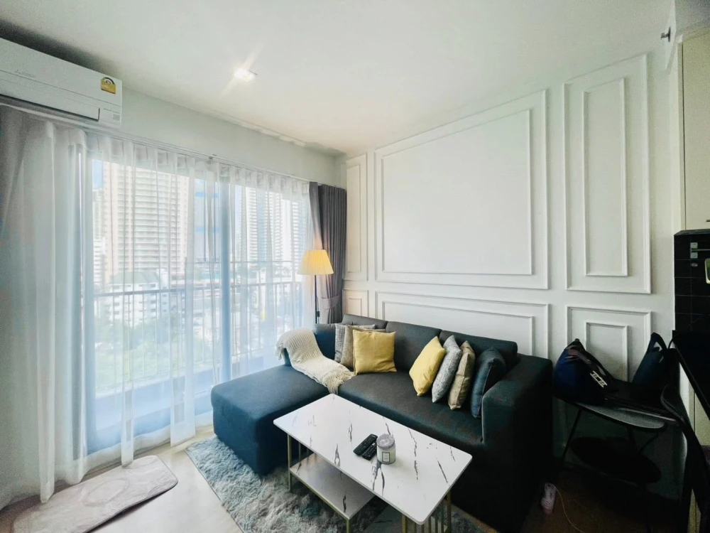 For rent THE SEED MINGLE Sathorn-Suanplu, beautifully decorated room, well-built-in, hurry and reserve now!