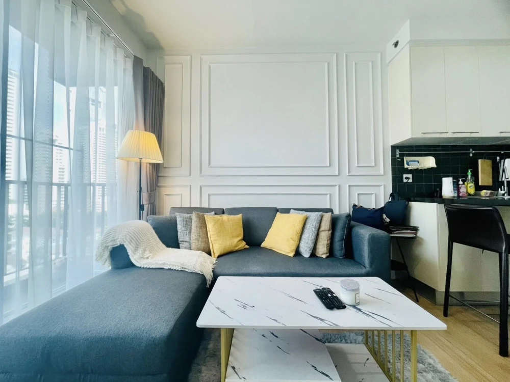 For rent THE SEED MINGLE Sathorn-Suanplu, beautifully decorated room, well-built-in, hurry and reserve now!
