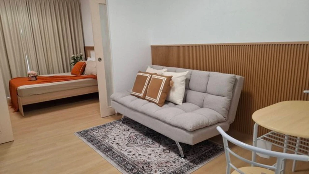 For rent: The Seed Paholyothin 14, 8th floor, city view, fully furnished, ready to move in. Book now!