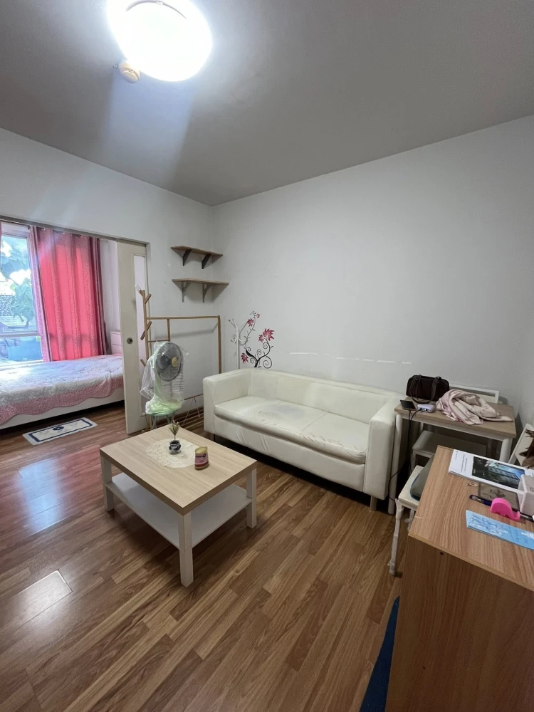 For rent: The Seed Ratchada-Huai Khwang, 1 bedroom, 1 bathroom, fully furnished, ready to move in.