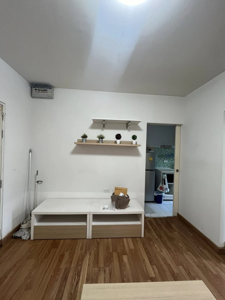For rent: The Seed Ratchada-Huai Khwang, 1 bedroom, 1 bathroom, fully furnished, ready to move in.