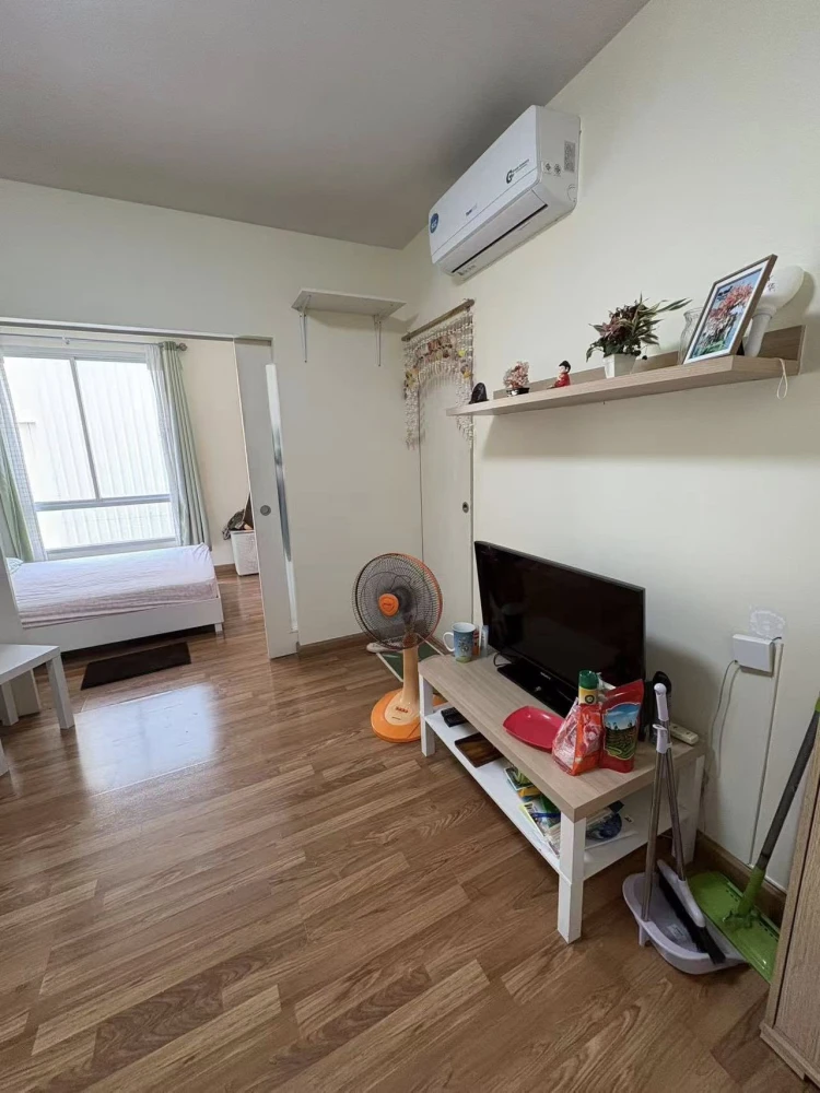 For rent: The Seed Ratchada-Huai Khwang. Fully furnished + appliances included. Ready to move in. Great price. Book now!