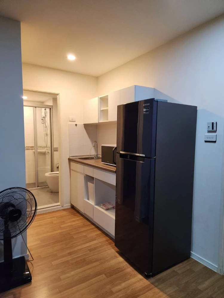 For rent: The Selected Kaset-Ngamwongwan, fully furnished room, nice to live in, book now, don't miss out.