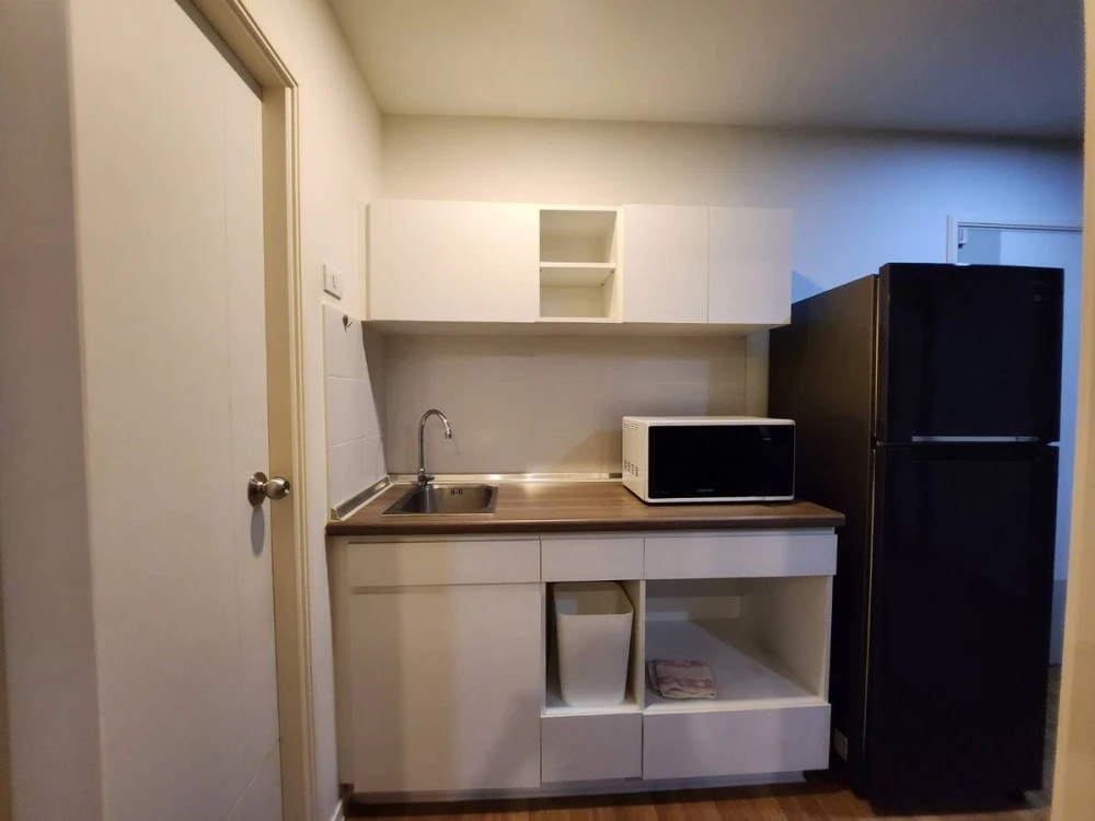 For rent: The Selected Kaset-Ngamwongwan, fully furnished room, nice to live in, book now, don't miss out.