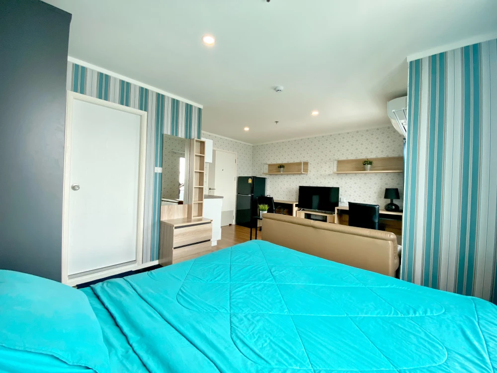 For rent, The Selected Kaset Ngamwongwan, beautiful room, good view, 1 bedroom, fully furnished, very nice, hurry up, book now.