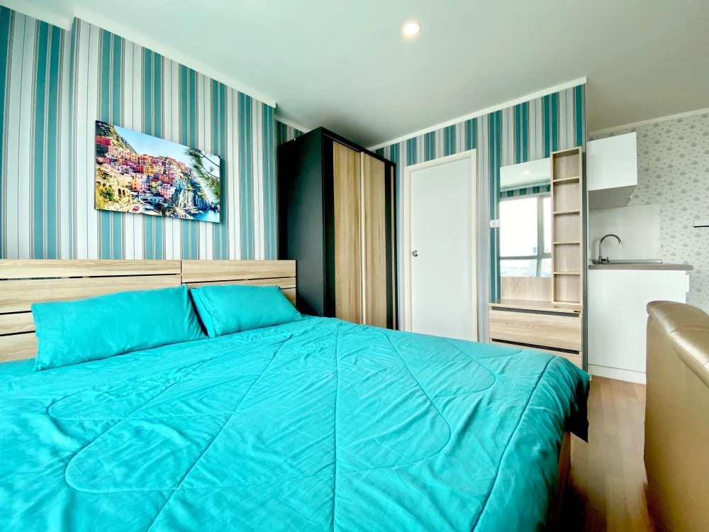For rent, The Selected Kaset Ngamwongwan, beautiful room, good view, 1 bedroom, fully furnished, very nice, hurry up, book now.