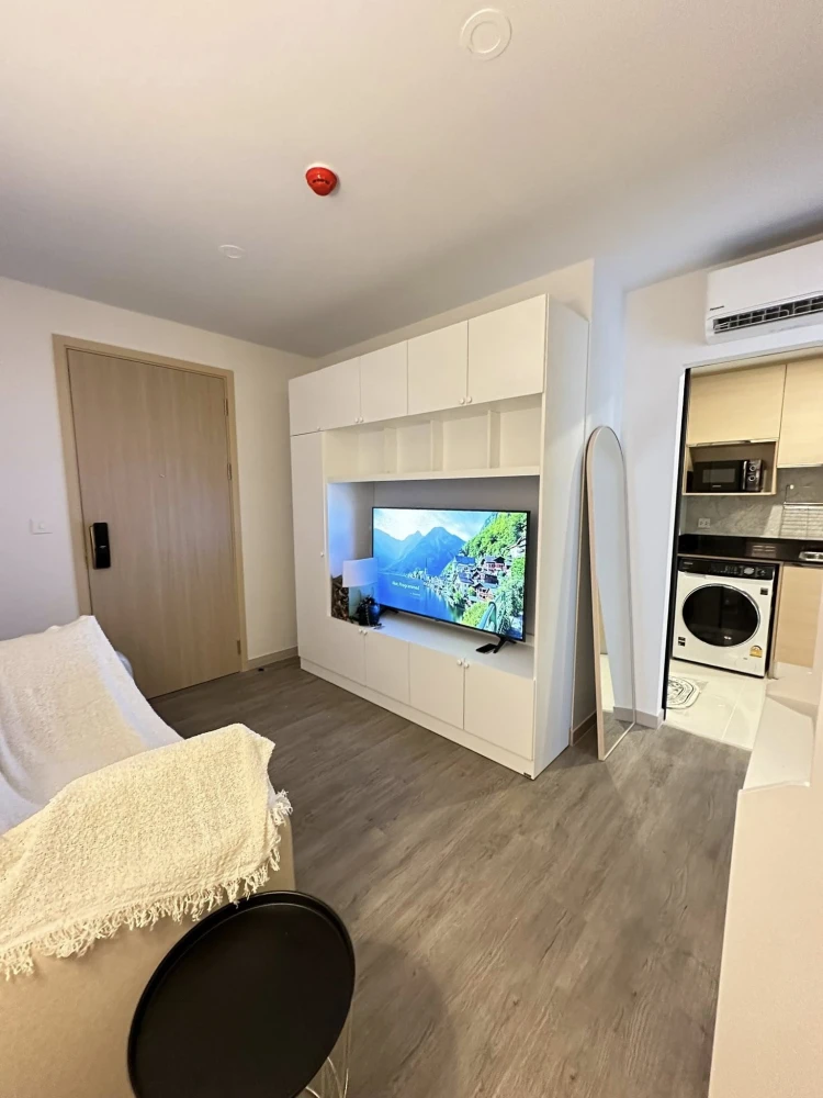 For rent: The Shade Sathorn 1. Simple, clean, fully furnished, and ready to move in.