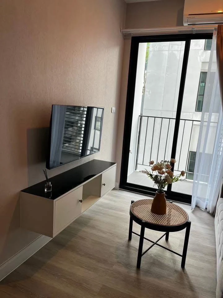 For rent: The Sky Sukhumvit, 6th floor, fully furnished. Book now!