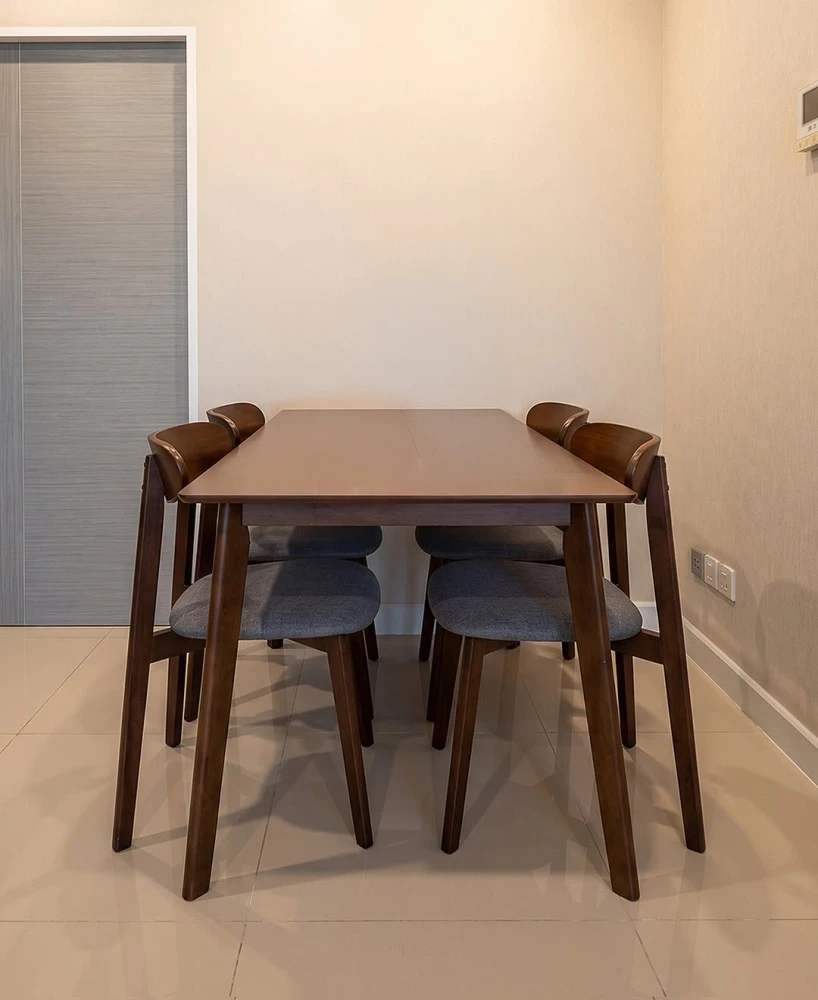 For rent: The Sky Sukhumvit, 7th floor. Nice, fully furnished unit. Book now! Limited time offer!