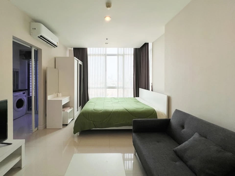 ให้เช่า The Sky Sukhumvit ตึก A ห้องว่างน่าอยู่ เฟอร์นิเจอร์และเครื่องใช้ไฟฟ้าครบพร้อมใช้งาน จองด่วน!!