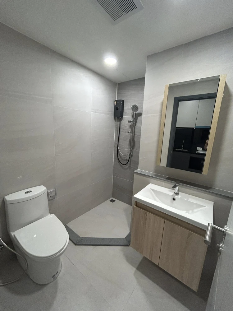 For rent: THE STAGE Mindscape Ratchada - Huaikhwang, ready to move in, fully equipped with amenities, come and reserve now!