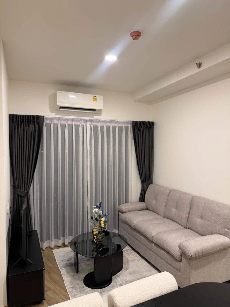 For Rent: THE STAGE MINDSCAPE Ratchada-Huai Khwang. Beautiful layout with well-proportioned, functional spaces. Fully furnished and ready to move in.