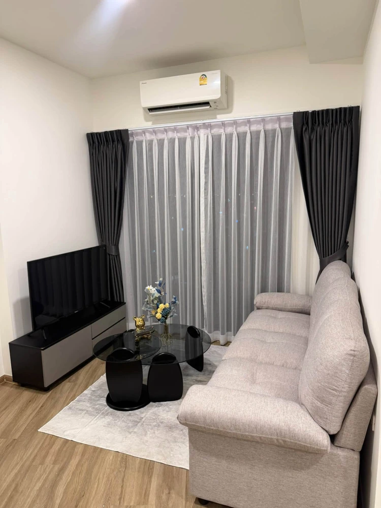 For Rent: THE STAGE MINDSCAPE Ratchada-Huai Khwang. Beautiful layout with well-proportioned, functional spaces. Fully furnished and ready to move in.