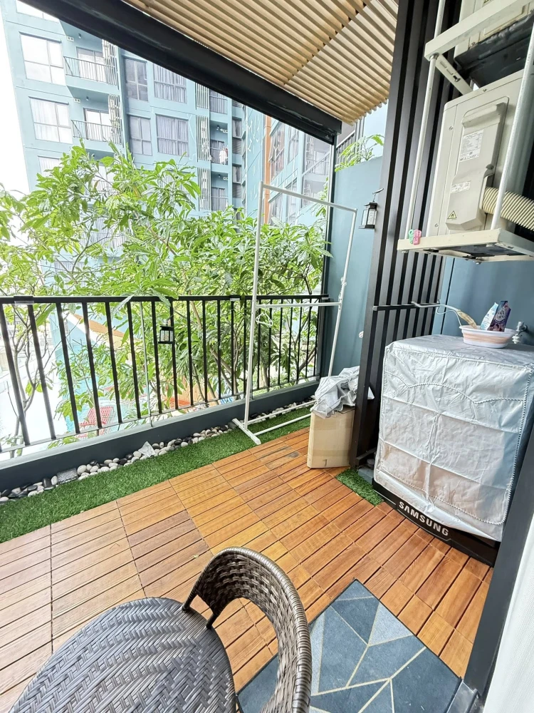 For rent: The Stage Mindscape Ratchada-Huai Khwang. Spacious room with ample usable space. Book now! Don't miss out!