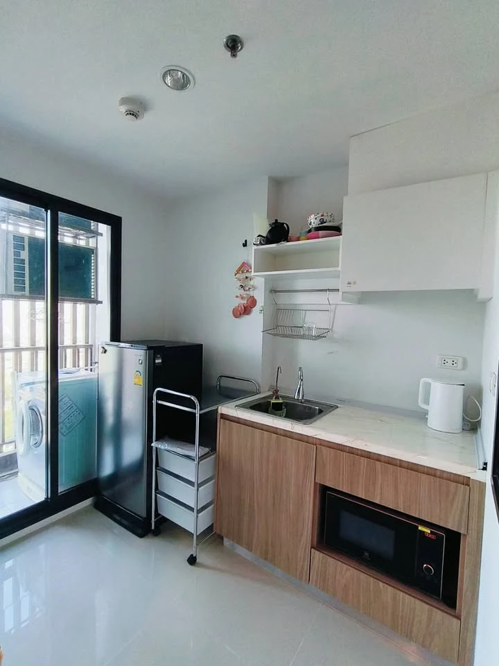 For rent: THE STAGE TAOPOON INTERCHANGE, 27th floor (very high floor), fully furnished with appliances. Book now!