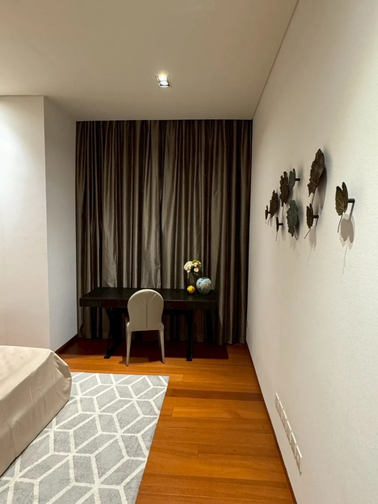 For rent: The Sukhothai Residences, 2 bedrooms, 2 bathrooms, spacious living area, high ceilings, private elevator. Book now!