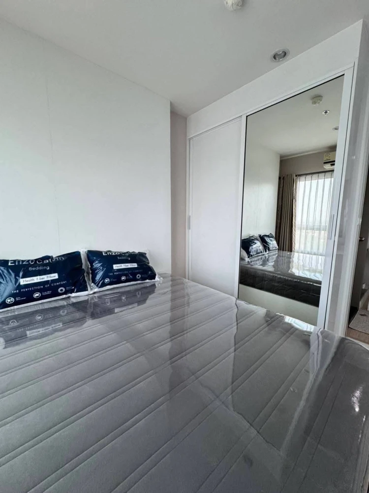 For rent: The Tempo Grand Sathon-Wutthakat, 16th floor, fully furnished, very livable. Book now!