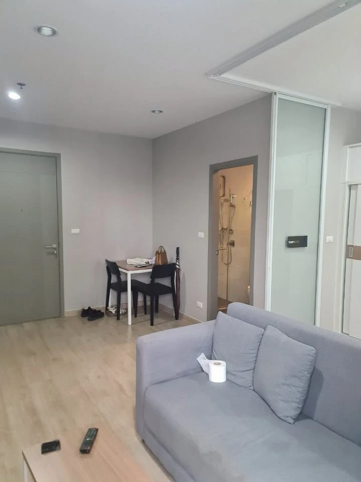 For rent: The Tempo Grand Wutthakat, high floor room, nice to live in, full facilities, book now, last room++