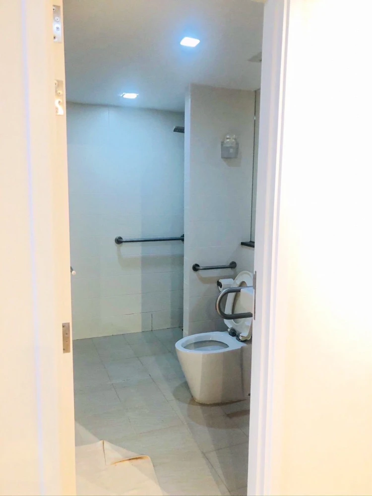 For rent: The Treasure Silom, a nice room, spacious and comfortable. Hurry and reserve now!