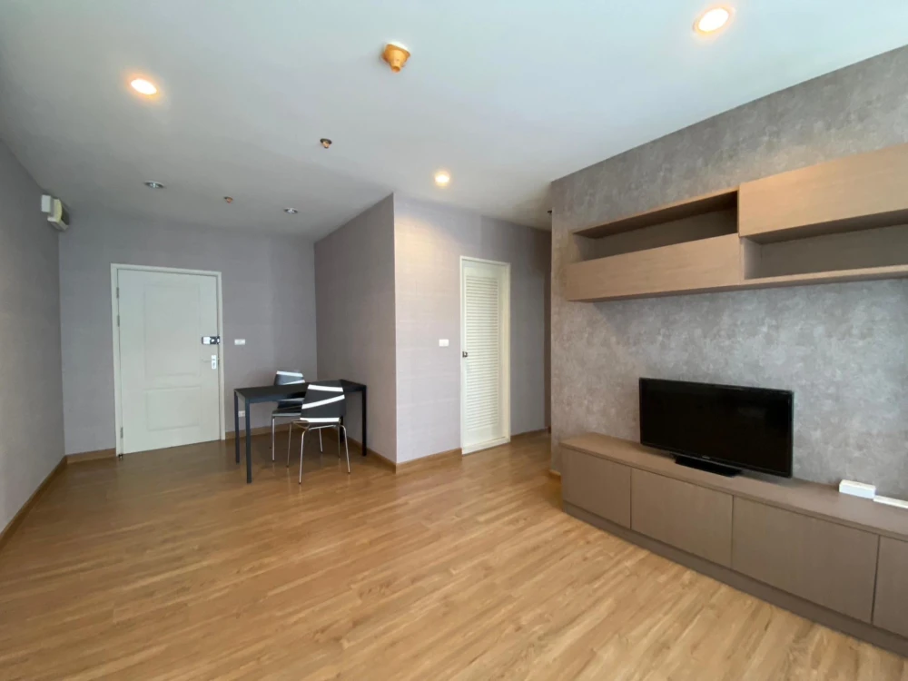 For rent: The Tree Bangpo Station, 29th floor, river view. Interested? Reserve now. Don't miss out! Hurry!