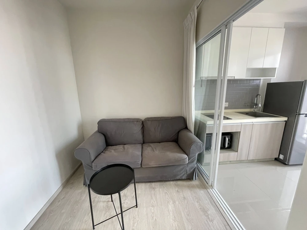 For rent: The Tree Charansanitwong, 30th floor, 17th unit, fully furnished, very livable. Book now! (Urgent!)