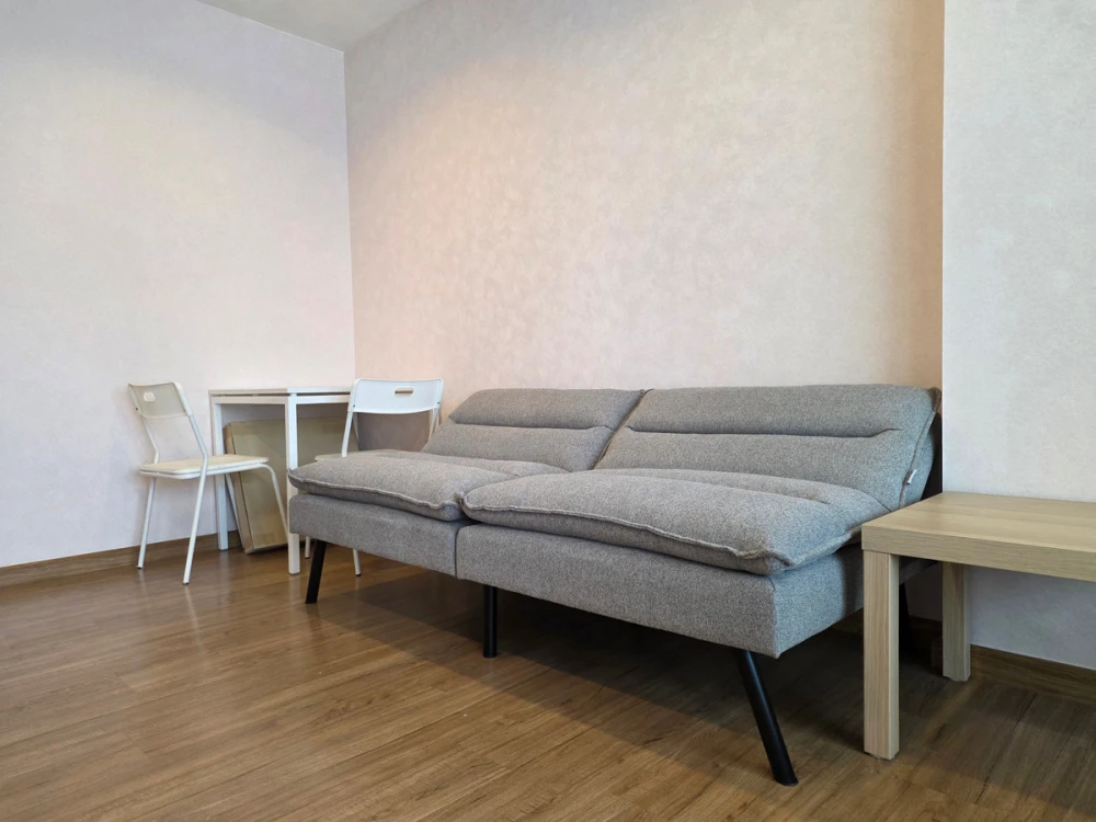 For rent: The Tree Interchange, 11th floor, fully furnished unit. Just bring your suitcase and move in! Book now!
