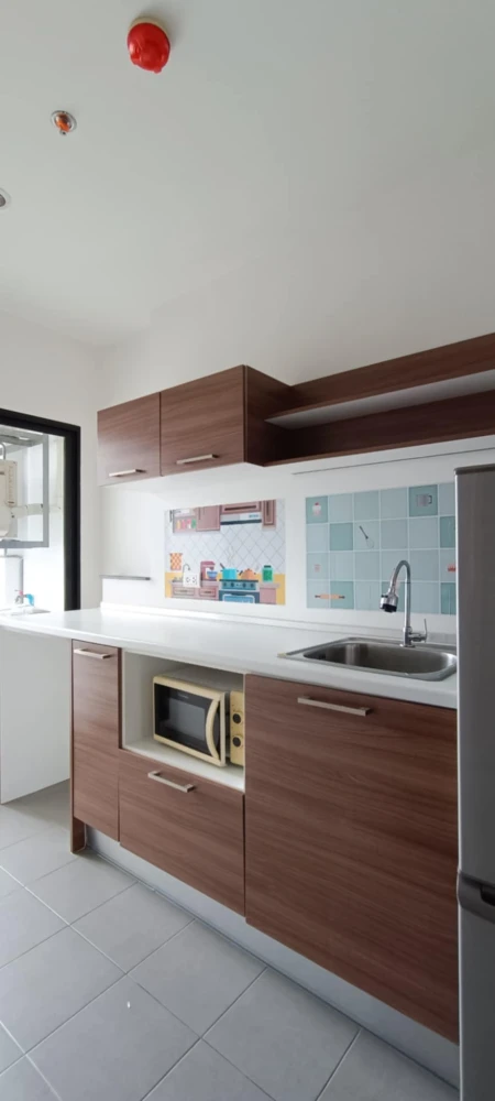 For rent: The Tree Interchange, well-separated rooms, special price, you must not miss it!