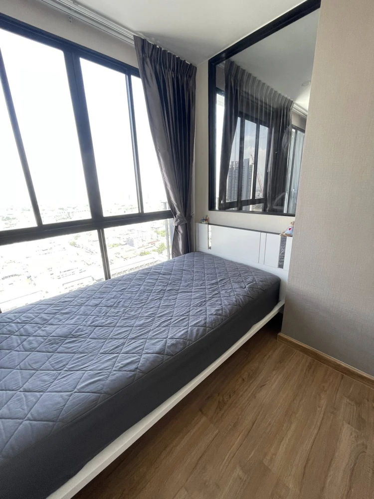 For rent: The Tree Interchange, north-facing room, good location, walk-in closet, fully furnished, reserve now!