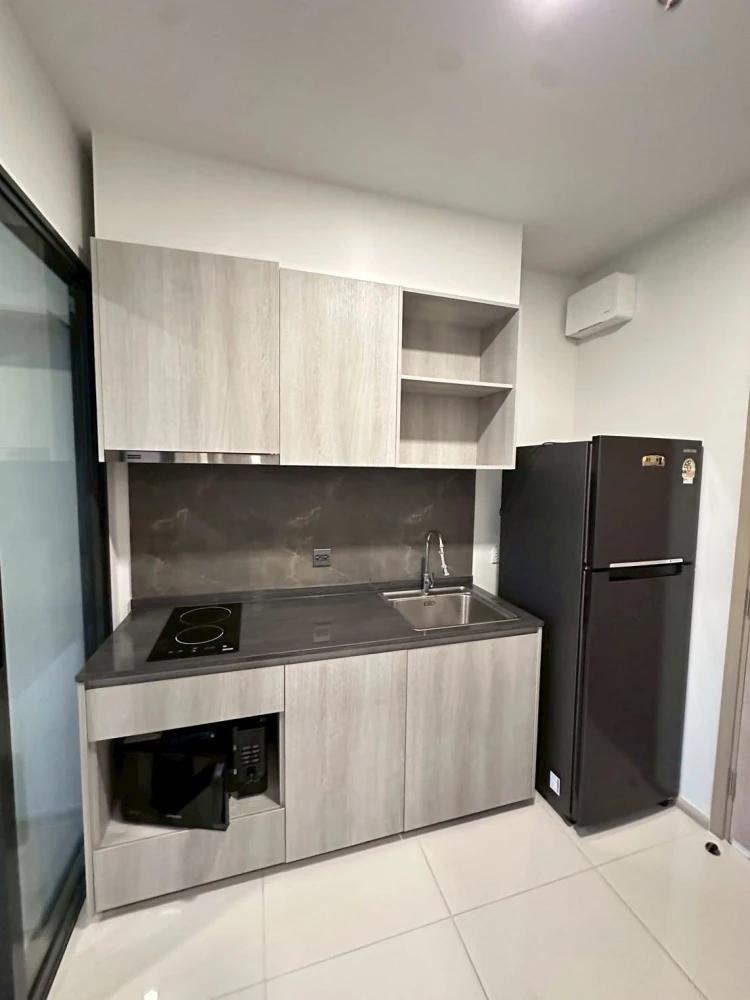 For rent: The Tree Pattanakarn - Ekkamai, Studio room, high floor, unobstructed view, fully furnished with built-in furniture and appliances, ready to